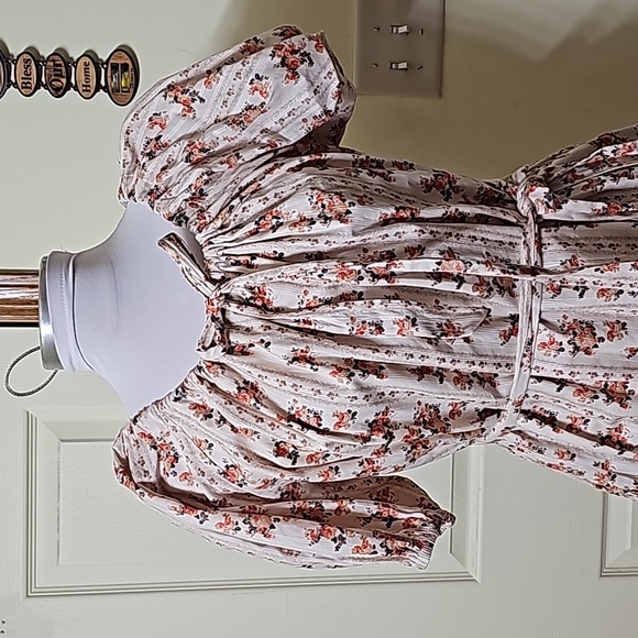 A love a dress - Picture 2 of 9